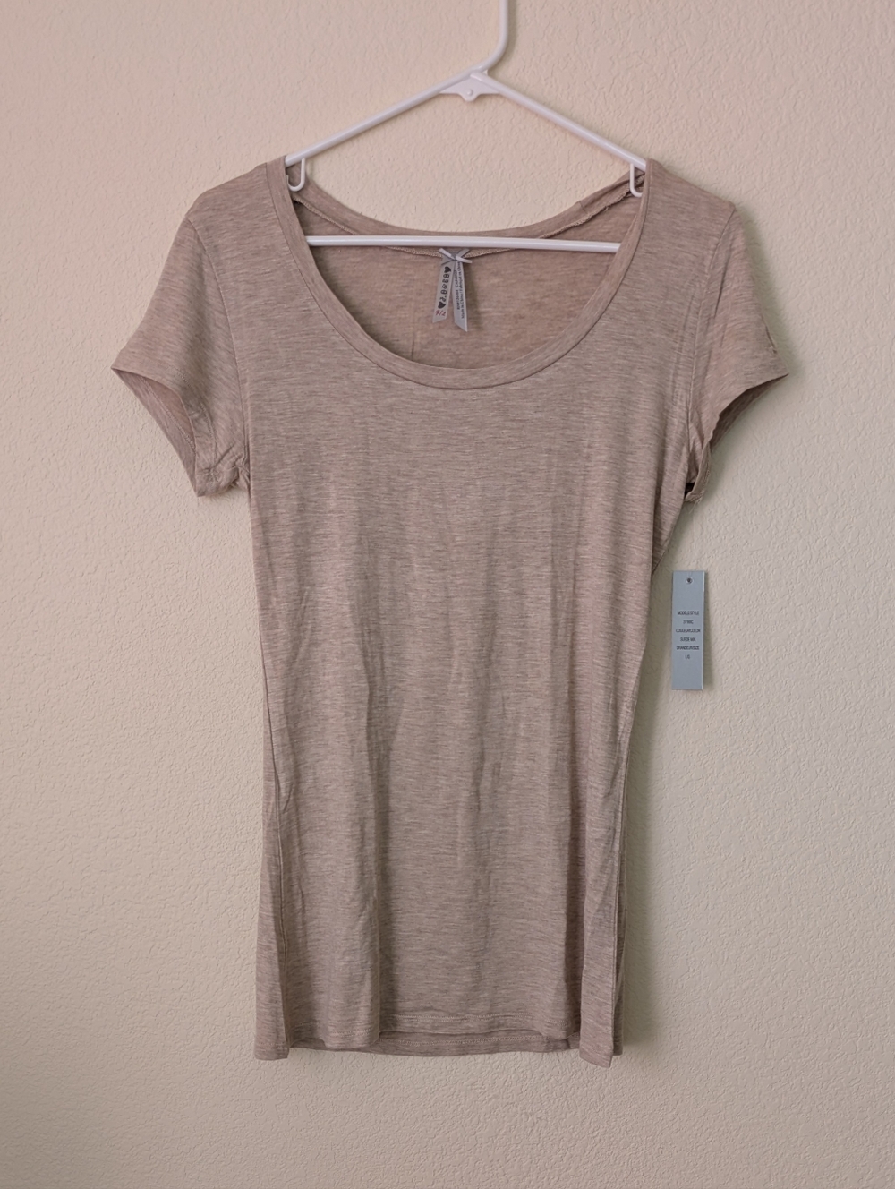 Tops And Tees Bundle Box - Picture 4 of 16